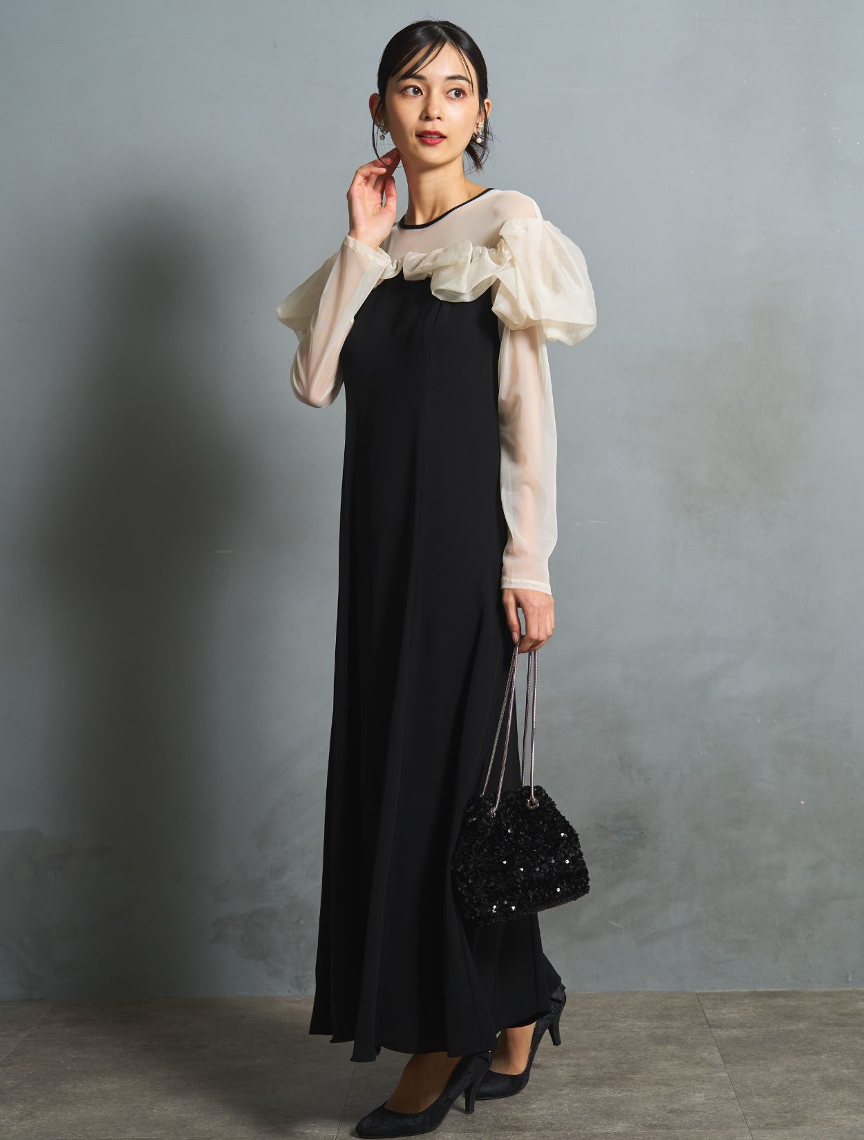 M/L】ラッフルフリルロングスリーブドレス（ブラック）DPSET0757の