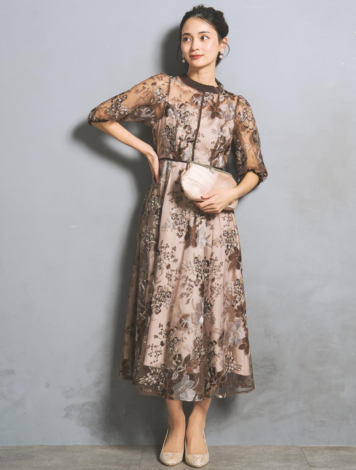 M/L】フラワー刺繍パイピングドレス（ブラウン）DPSET0923のレンタル