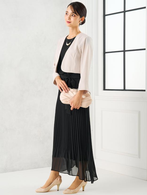 【LL〜4L】ベルト付きプリーツミモレ丈ドレス（ブラック）DPSET0690L