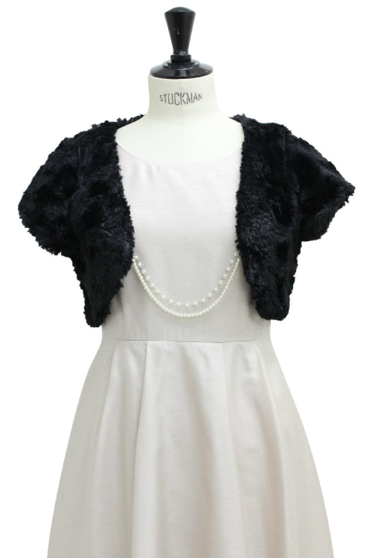 【M/L】パールチェーン付きフェイクファーボレロ（ブラック）